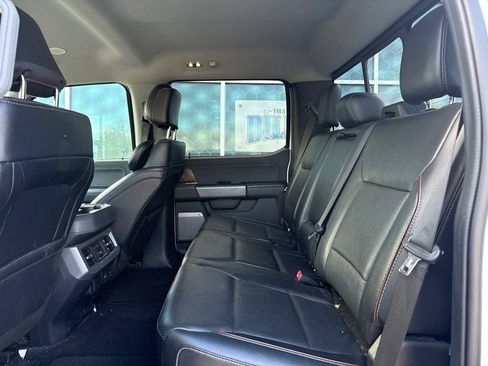Used 2024 Ford F350 Lariat w/ Lariat Ultimate Package AWD/4WD image 10