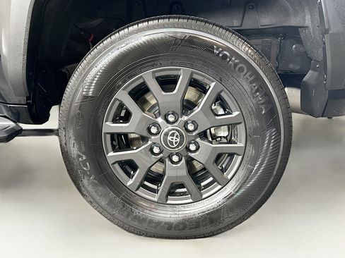 Used 2025 Toyota 4Runner SR5 image 11