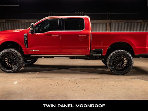 Used 2025 Ford F250 Platinum image 6