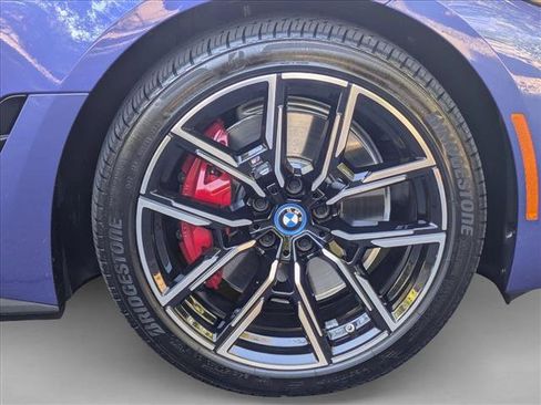 Used 2023 BMW i4 eDrive40 w/ M Sport Package image 24