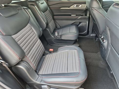 New 2026 Ford Explorer ST-Line w/ ST-Line Street Pack AWD/4WD image 21