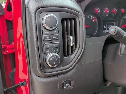Used 2024 GMC Sierra 1500 Pro w/ Pro Value Package AWD/4WD image 18