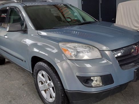 Used 2008 Saturn Outlook XE image 6