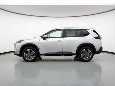 Used 2025 Nissan Rogue SV image 5