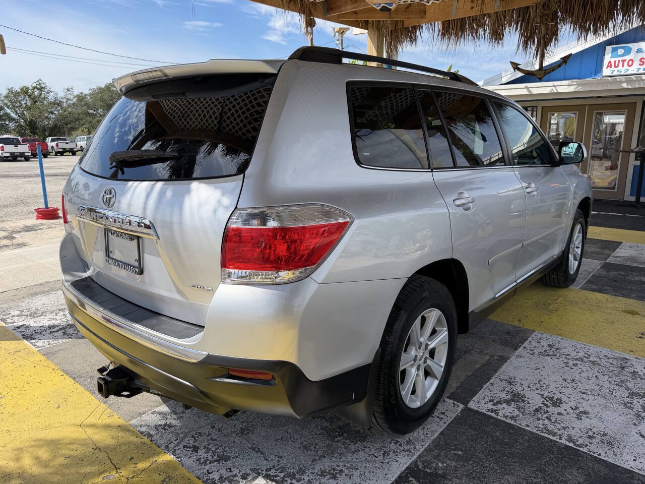 Used 2012 Toyota Highlander SE AWD/4WD image 5