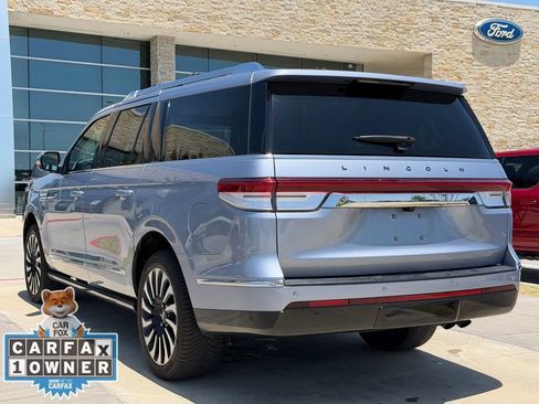 Used 2023 Lincoln Navigator L Black Label AWD/4WD image 11