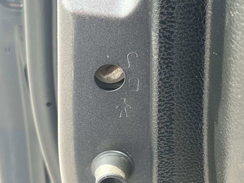 Used 2019 RAM 1500 Big Horn image 11