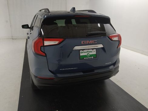 Used 2024 GMC Terrain SLE w/ Driver Convenience Package AWD/4WD image 6