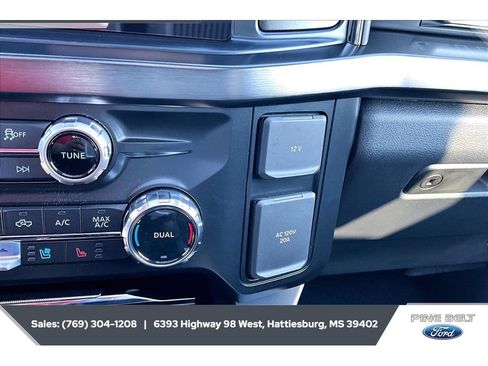 New 2026 Ford F250 Lariat w/ Black Appearance Package AWD/4WD image 24