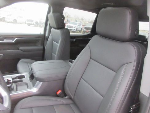 New 2026 GMC Sierra 1500 SLT w/ SLT Premium Plus Package AWD/4WD image 14