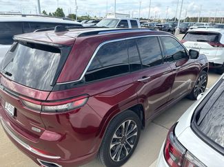 Used 2023 Jeep Grand Cherokee Overland w/ Advanced Protech Group III AWD/4WD video 1