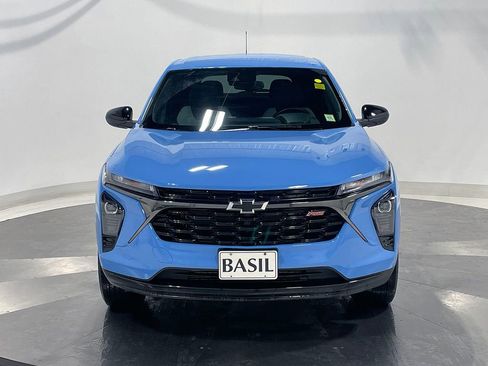 Used 2024 Chevrolet Trax RS w/ Driver Confidence Package FWD image 9