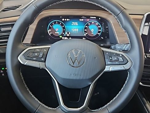 New 2026 Volkswagen Atlas SE AWD/4WD image 36