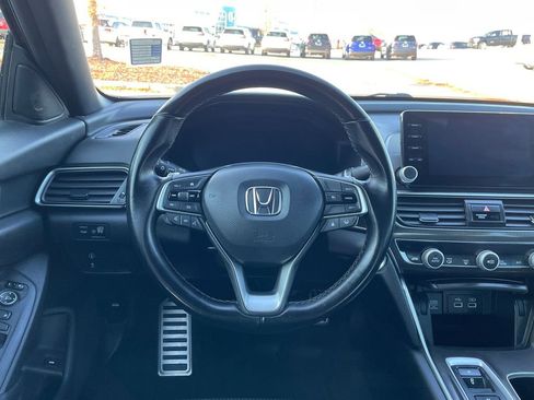Used 2022 Honda Accord Sport image 24