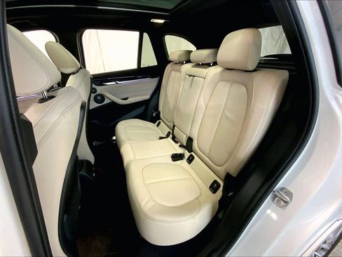 Used 2020 BMW X1 xDrive28i w/ Premium Package image 21