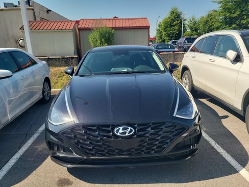 Used 2022 Hyundai Sonata SEL FWD image 2