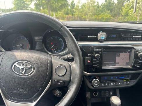 Used 2016 Toyota Corolla S Premium FWD image 13