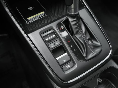 Used 2024 Honda CR-V EX-L image 17