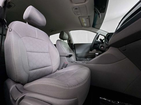 Used 2022 Kia Niro LX FWD image 24