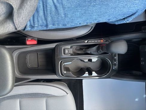 Used 2025 Chevrolet TrailBlazer LT image 13