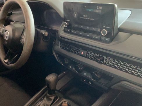 Used 2023 Honda Accord LX image 34