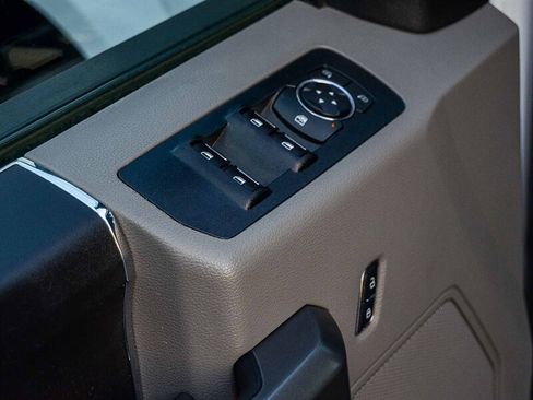 Used 2018 Ford F150 XLT image 23