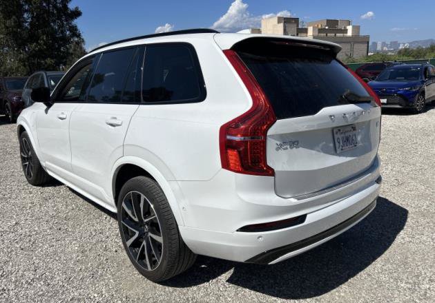 Used 2023 Volvo XC90 T8 Ultimate w/ Lounge Package AWD/4WD image 4