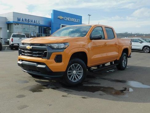 New 2026 Chevrolet Colorado LT RWD image 2