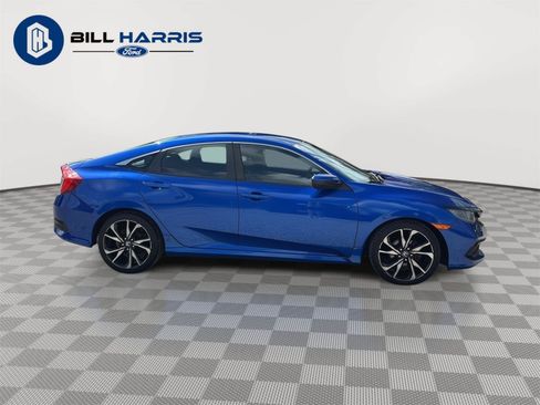 Used 2019 Honda Civic Sport image 4
