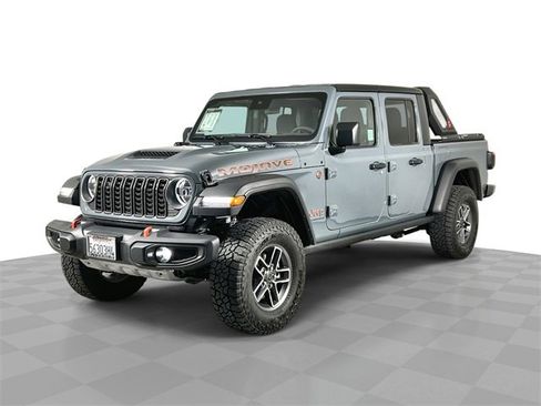 Used 2025 Jeep Gladiator Mojave w/ Safety Group image 1