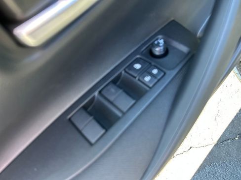 New 2026 Toyota Corolla SE FWD image 19