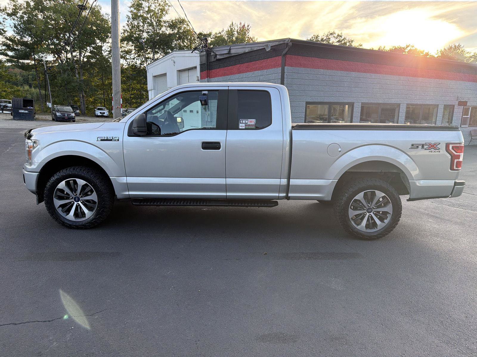 Used 2019 Ford F150 XL w/ Equipment Group 101A Mid AWD/4WD image 2