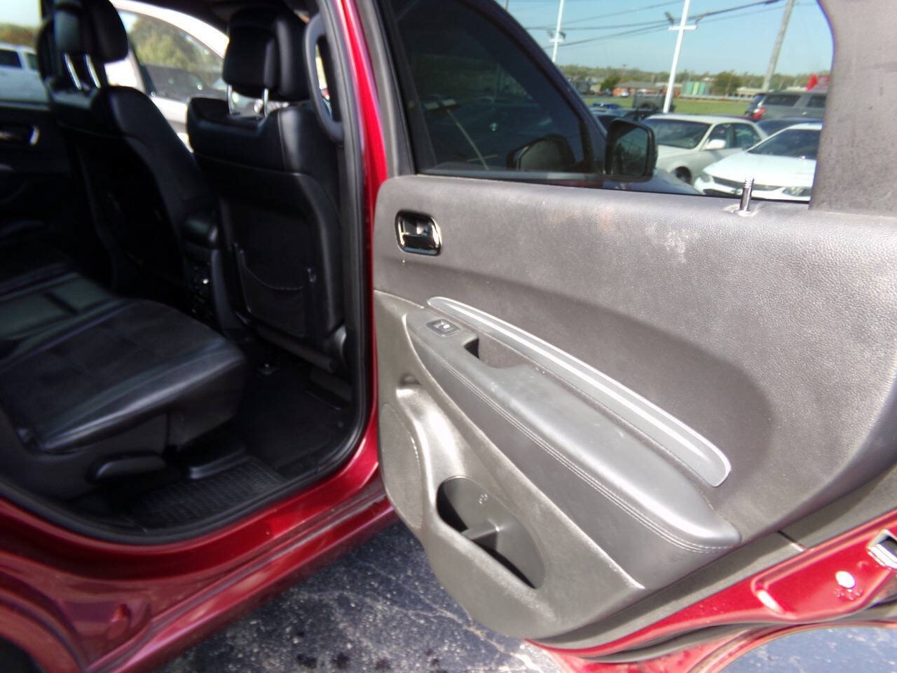 Used 2020 Dodge Durango R/T w/ Blacktop Package RWD image 37