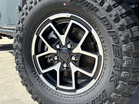 New 2026 Jeep Gladiator Rubicon AWD/4WD image 8