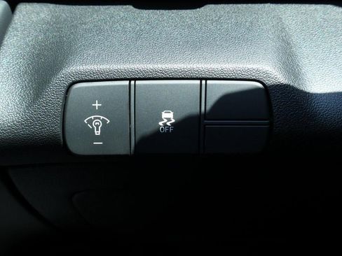New 2025 Hyundai Elantra Sport image 15