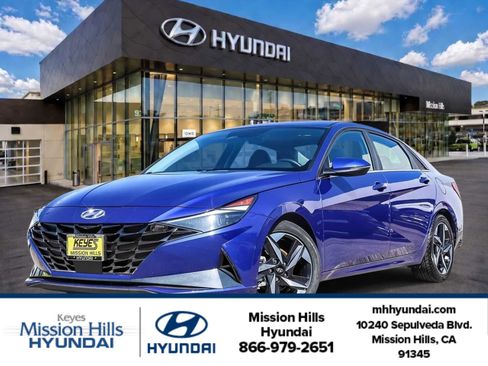 Certified 2023 Hyundai Elantra Limited w/ Cargo Package FWD image 1