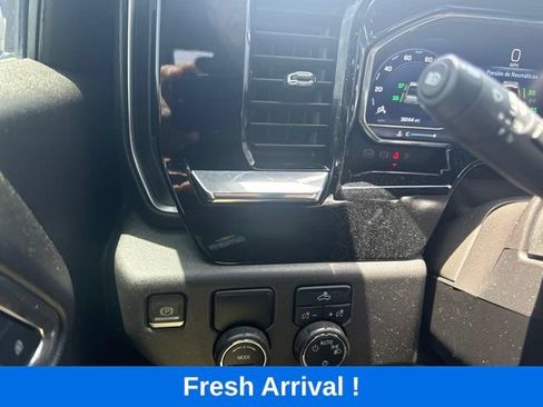 Used 2023 Chevrolet Silverado 1500 LT RWD image 7