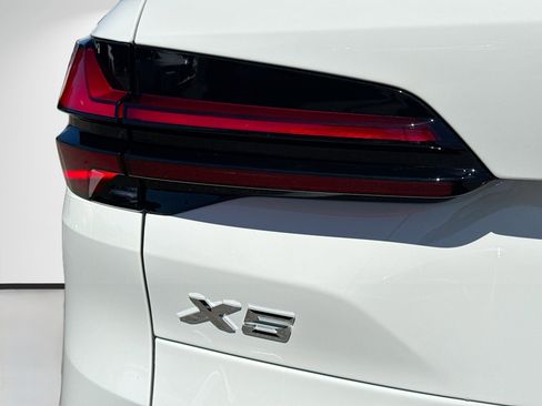 New 2026 BMW X5 xDrive40i image 10