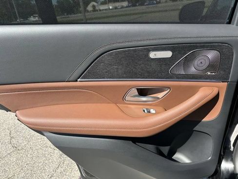 New 2026 Mercedes-Benz GLE 580 4MATIC image 17