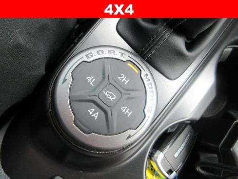 Used 2024 Ford Bronco Wildtrak AWD/4WD image 27
