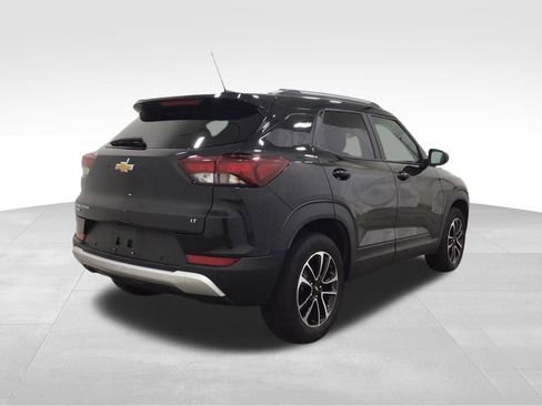 Used 2024 Chevrolet TrailBlazer LT w/ Convenience Package image 4