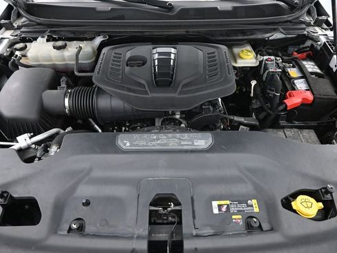 Used 2023 Jeep Wagoneer L Base w/ Premium Group I image 24