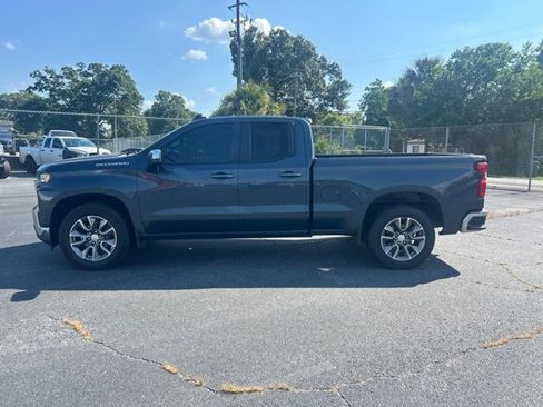 Used 2020 Chevrolet Silverado 1500 LT RWD image 2
