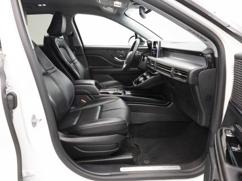Used 2022 Lincoln Corsair AWD w/ Equipment Group 101A image 31