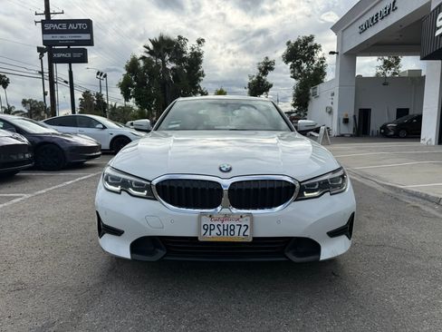 Used 2020 BMW 330i Sedan w/ Convenience Package RWD image 2