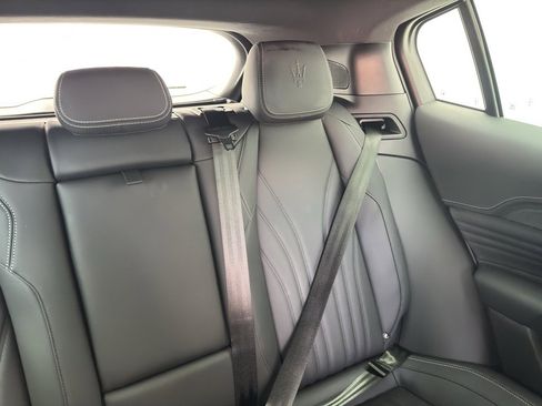 New 2025 Maserati Grecale GT image 13