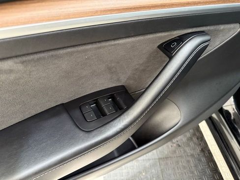 Used 2022 Tesla Model 3 image 14
