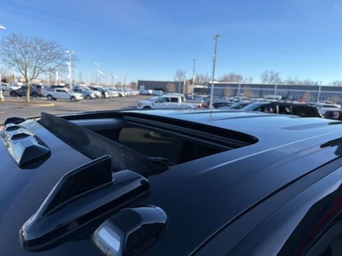 Used 2024 GMC Sierra 2500 Denali w/ Denali Reserve Package image 44