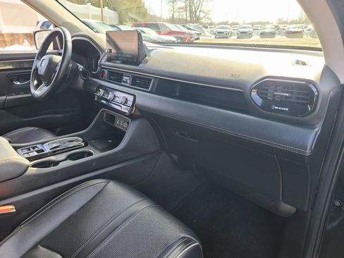 Used 2023 Honda Pilot Elite image 22