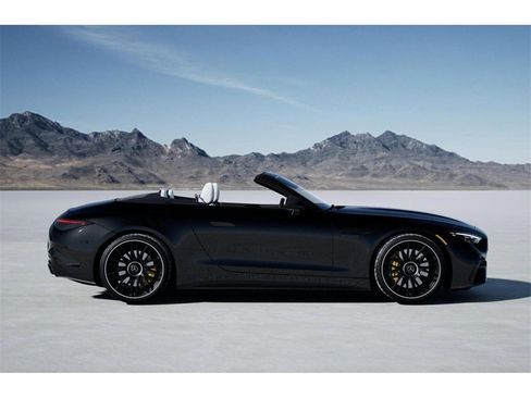 New 2026 Mercedes-Benz SL 55 AMG 4MATIC image 2